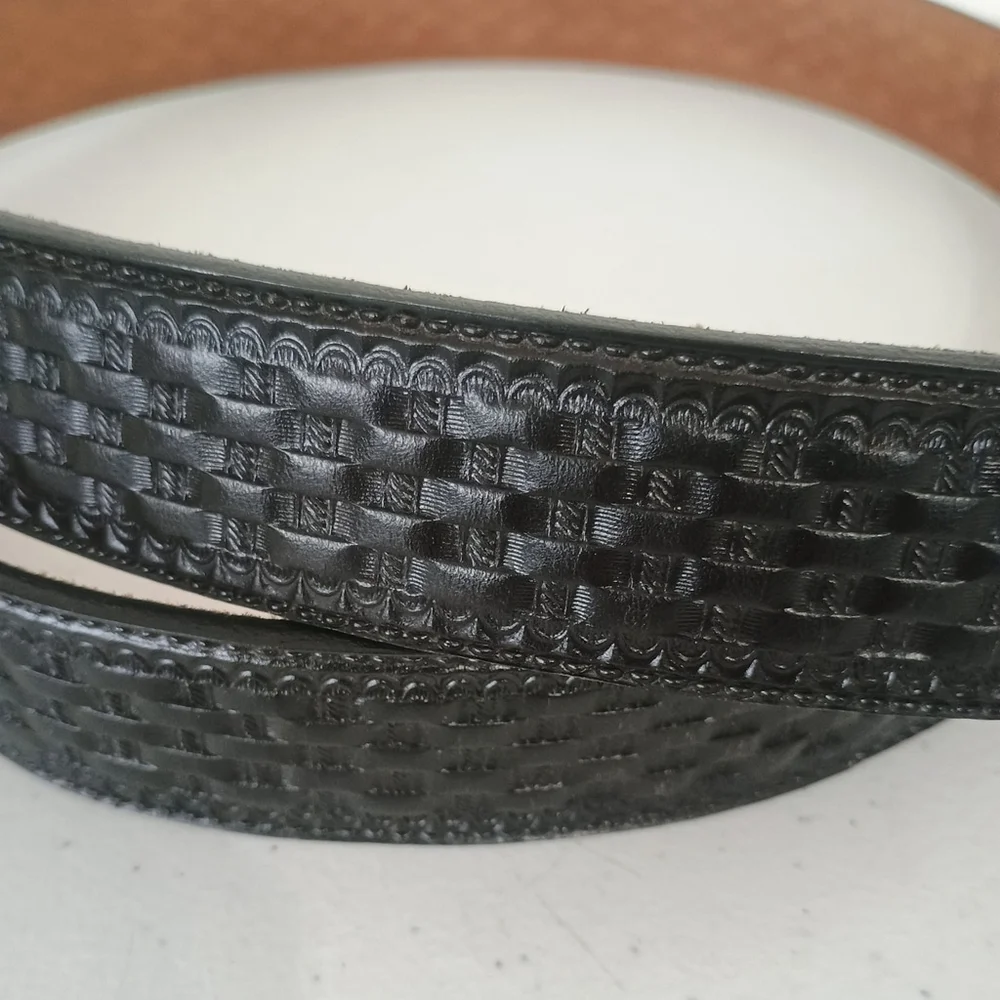 Circle Of Y Yoakum Belt Basket Weave Black Leather Size 50 Silver Buckle